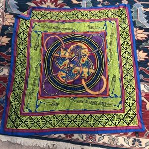 Geometric bright scarf